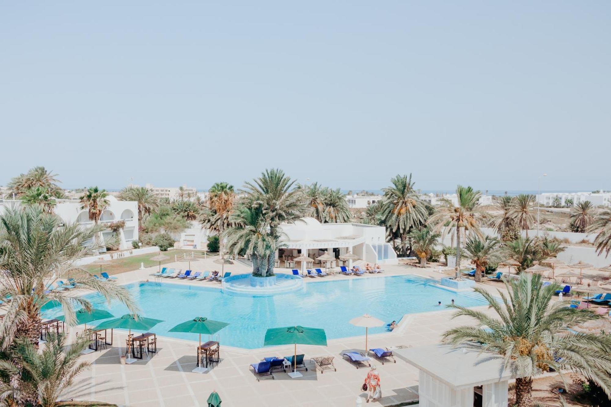 Hotel Bougainvillier Djerba Taguermess Esterno foto